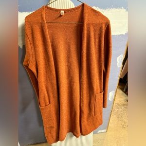 Women’s sweater